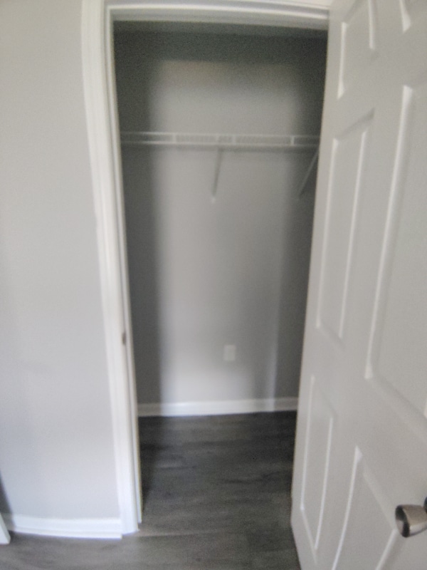 Building Photo - 12 Duiguid Dr