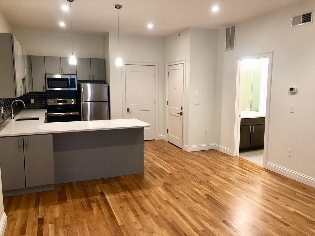 168 Newbury St, Boston, MA 02116 Apartments in Boston, MA