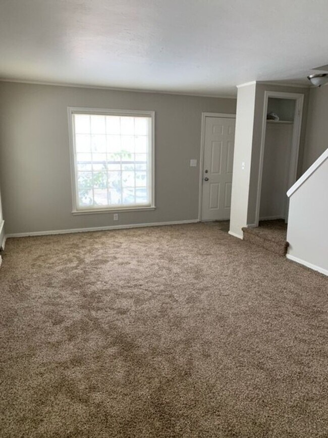 Foto del edificio - 2044/2046 S 20th St Duplex