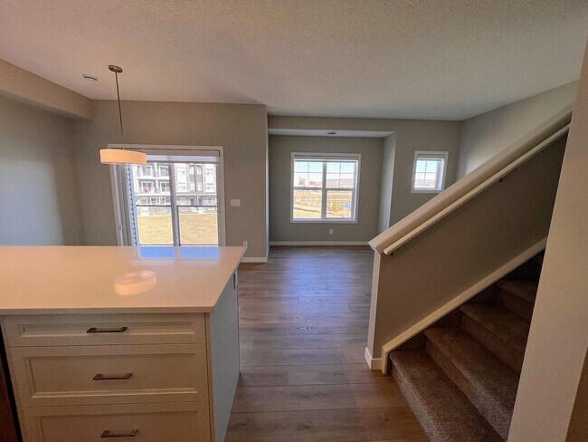 Photo du bâtiment - Gorgeous 2 bedroom, 2 bathroom brand new build in Fireside. (IP081)