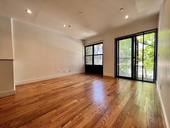 Foto del edificio - 162 W 120th St