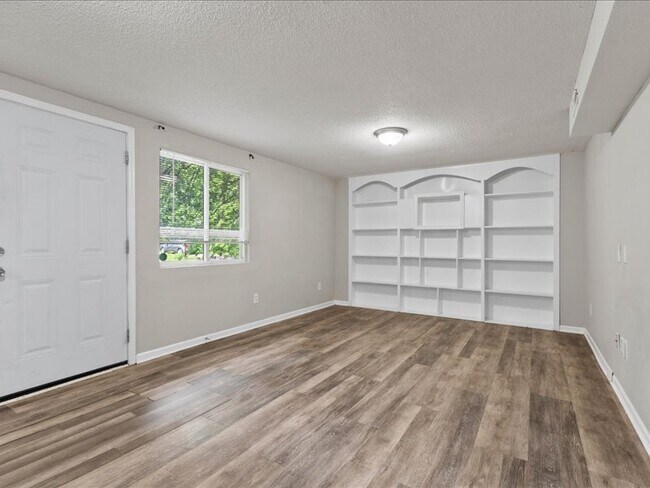 Foto del edificio - 10 W 98th St