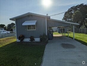 Building Photo - 367 Beehive Dr