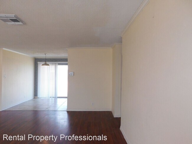 Building Photo - 3 br, 2 bath House - 1034 Lemon Tree St.
