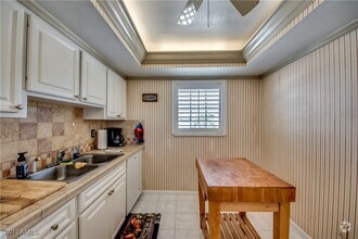 Building Photo - 8741 Lueck Ln