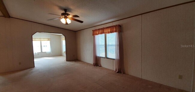 Foto del edificio - 544 Polo Park E Blvd