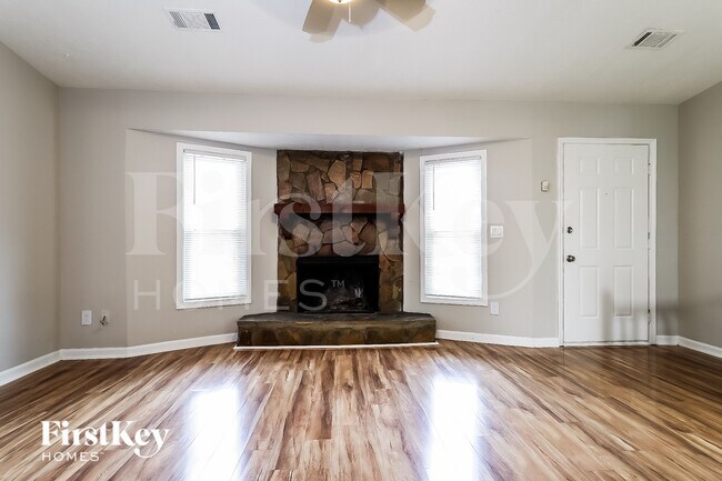 Foto del edificio - 2592 Chippewa Ct NW