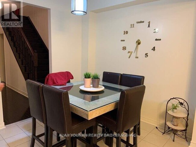 Photo du bâtiment - 1055 Job Cres