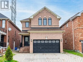 Building Photo - 15 Amarone Ave