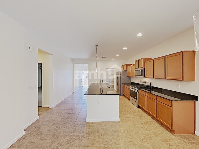 Building Photo - 492 W Tenia Trail