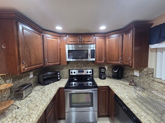 Foto del edificio - 135 Deer Creek Blvd