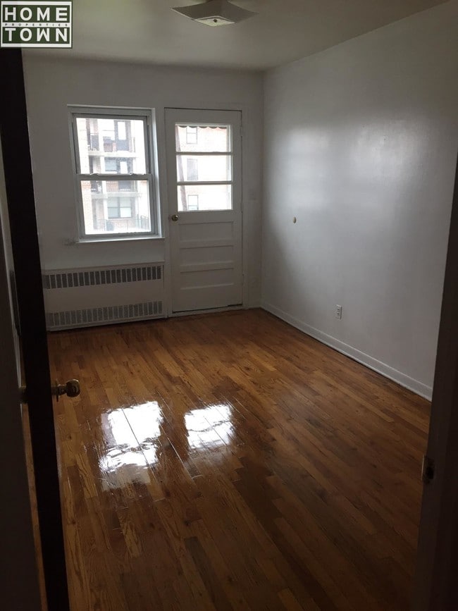 Building Photo - 567 92nd St