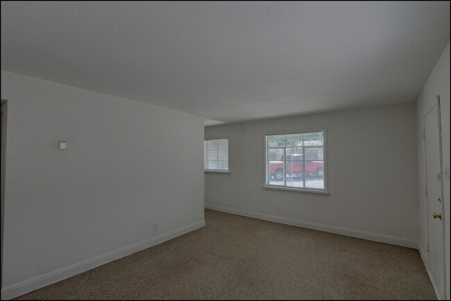Foto del edificio - 810 Heisig Ave