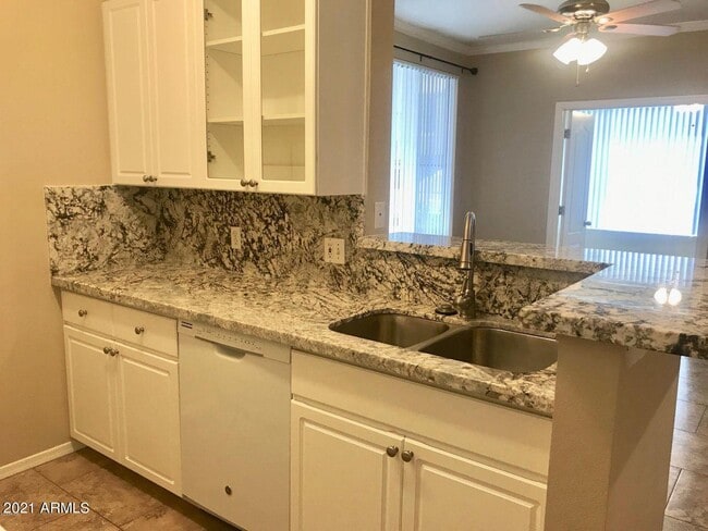 Building Photo - 1701 E Colter St