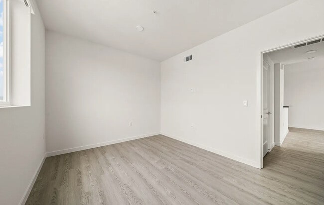 Building Photo - 3518 Chesapeake Ave., Los Angeles, CA 90016