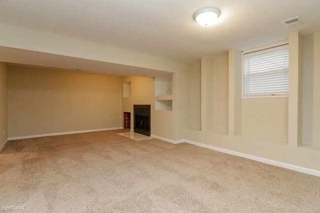 Building Photo - 3 br, 1 bath House - 750 NOTRE DAME DR