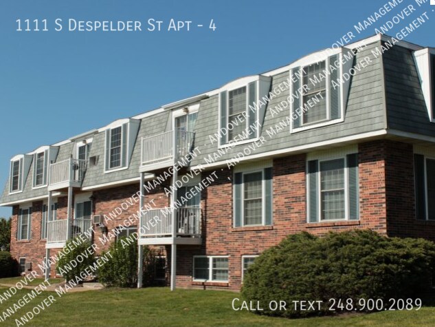 Primary Photo - 1111 S Despelder St