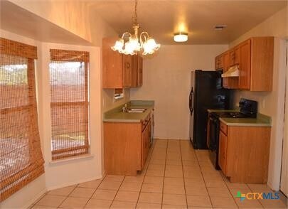 Building Photo - 2614 Hidden Hill Dr