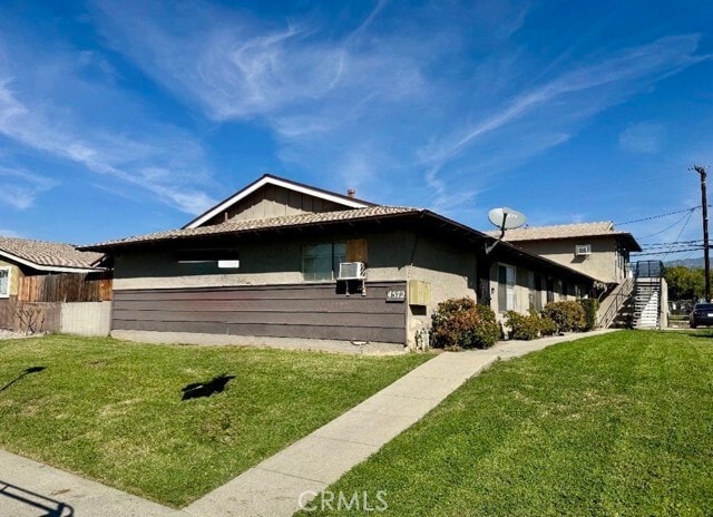 Building Photo - 4572 Canoga St