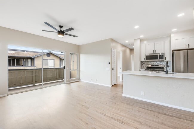 Photo - 91-284-284 Hanapouli Cir Townhome