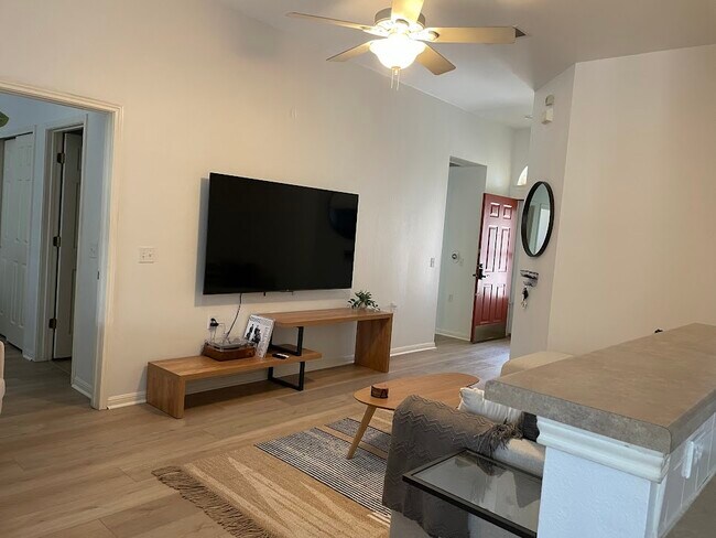 75 inch smart tv - 612 Colonial Park Blvd