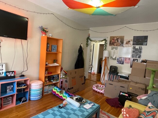 Photo - 84 Sutherland Rd (Boston, MA) Apartment