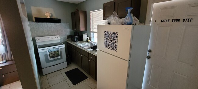 Foto del edificio - 129 SE 2nd Ter