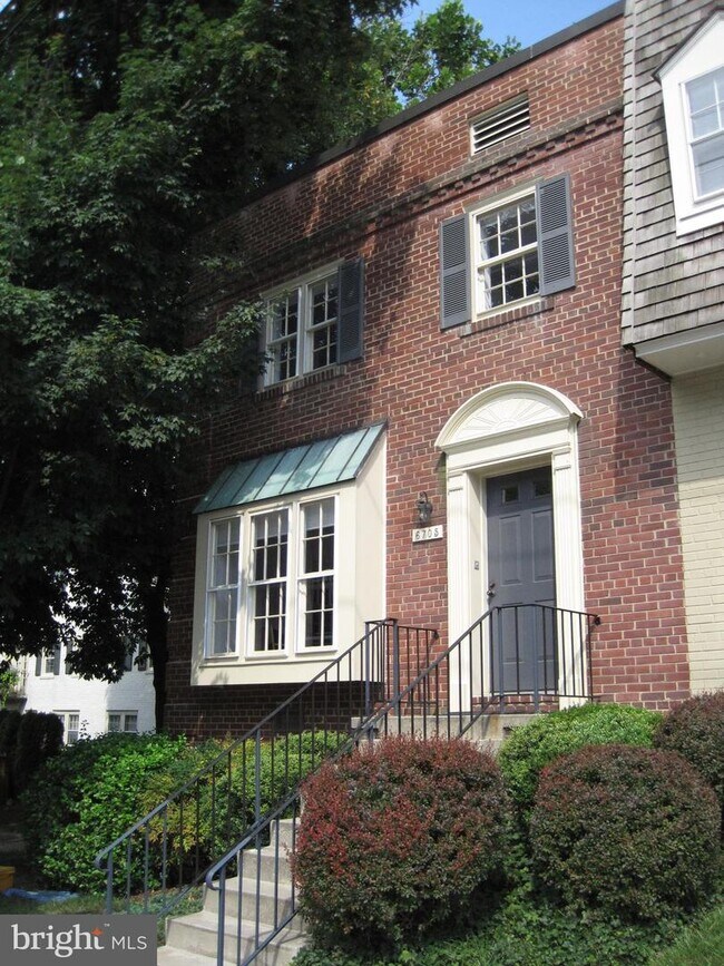 6705 Hillandale Rd, Chevy Chase, MD 20815 Townhouse for
