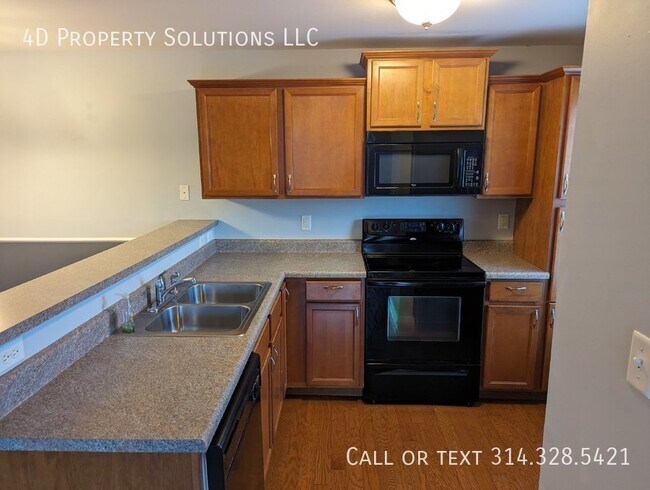 Foto del edificio - Stylish 2 Bed, 2 Bath Condo with Hardwood ...