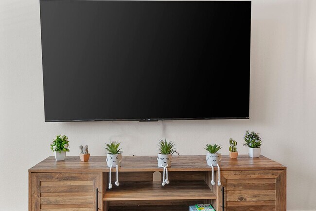 Foto del edificio - 711 W Broadway Rd