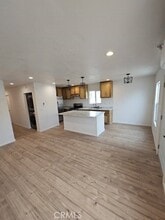 Building Photo - 20460 Rimrock Rd E