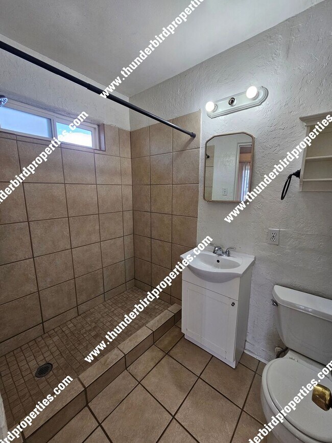 Foto del edificio - Cute 1 Bedroom, 1 Bathroom with walk in cl...