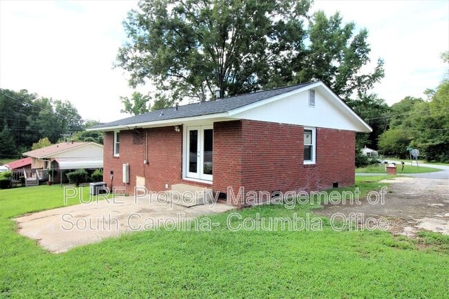 Building Photo - 206 Sullivan St