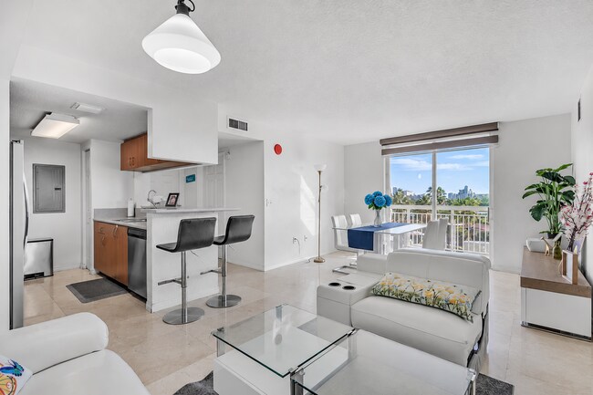 Foto del edificio - 816 NW 11th St