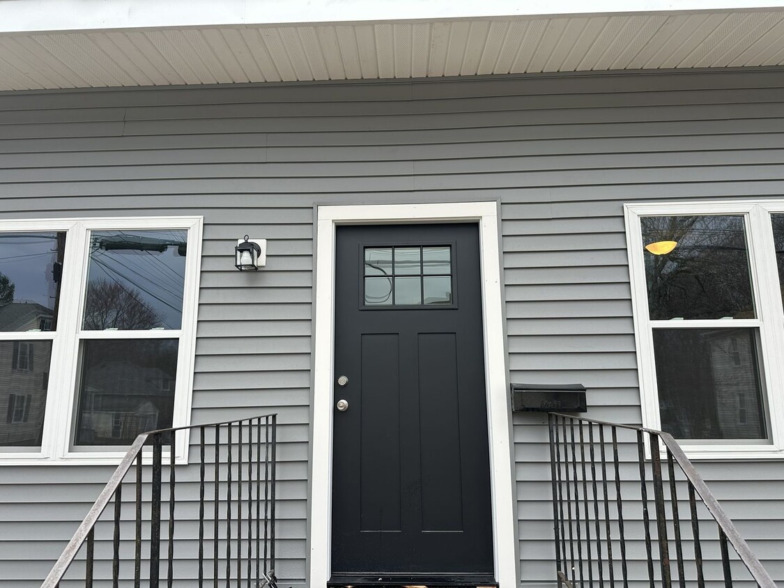 Photo - 234 Oak Street