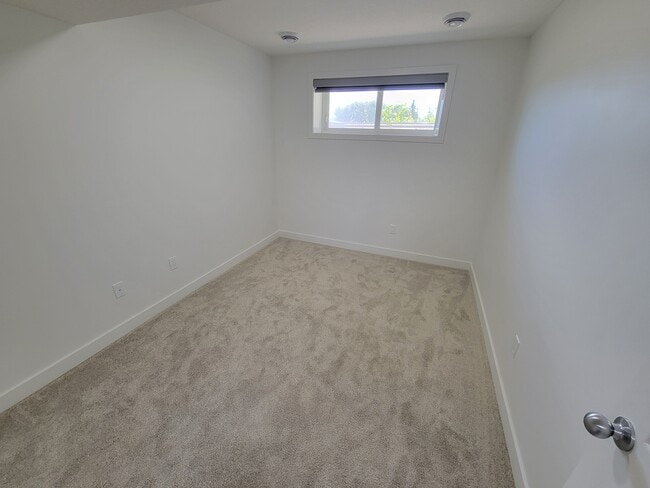 Building Photo - 8887 Carson Way SW