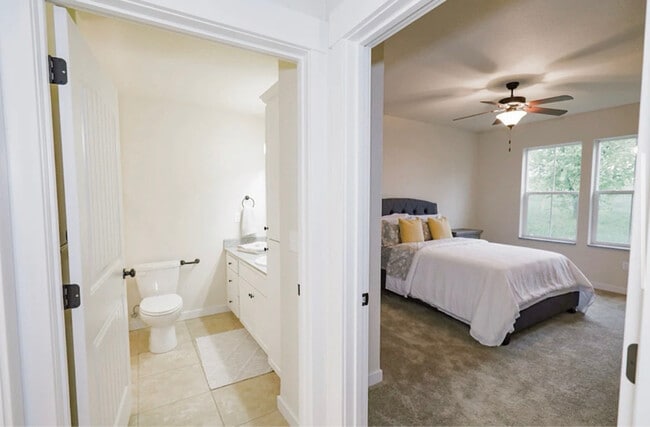 Building Photo - 3602 Dandy Dr