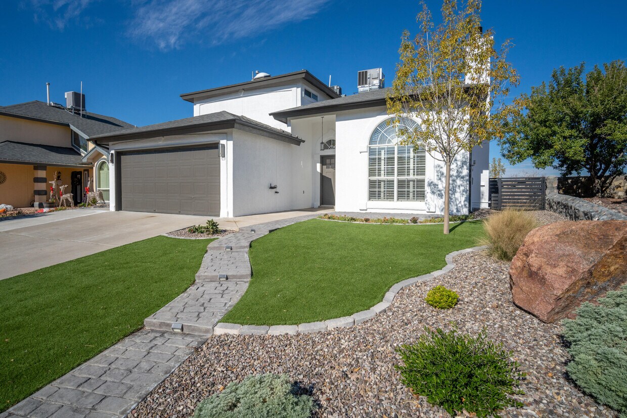 Primary Photo - 6949 Black Ridge Dr