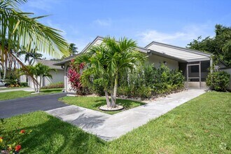 Building Photo - 2482 Bedford Mews Dr