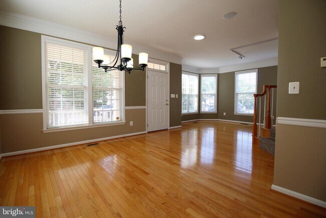 Foto del edificio - 40424 Milford Dr