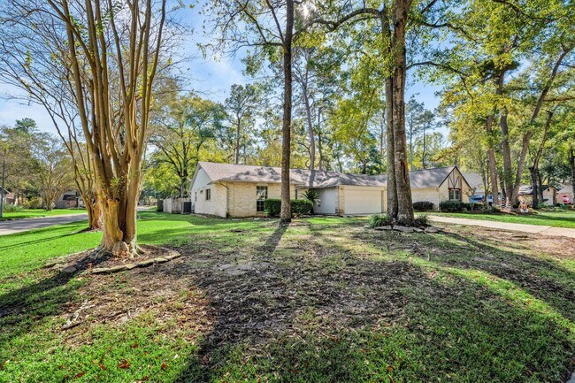 Foto del edificio - 3738 Clear Falls Dr