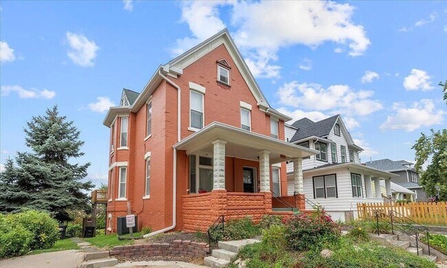 Foto del edificio - 618 N 40th St