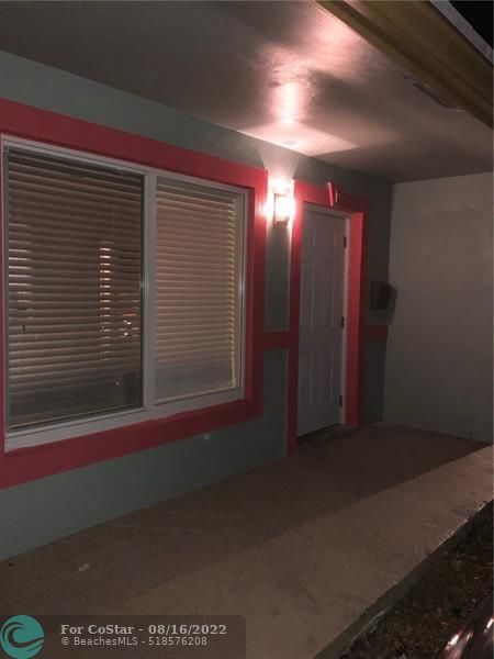 Foto del edificio - 3200 NE 13th Ave