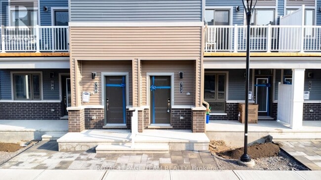Building Photo - 712 Parnian Private
