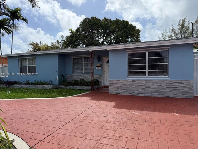 Foto del edificio - 1230 North Dr