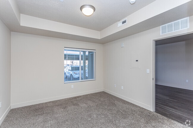 1BR, 1BA - 751SF - Canyon View Crossing