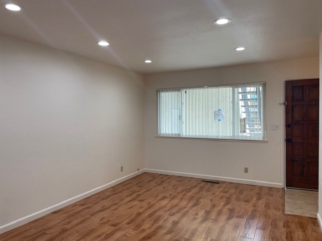 Building Photo - 4425 Blackford Ave