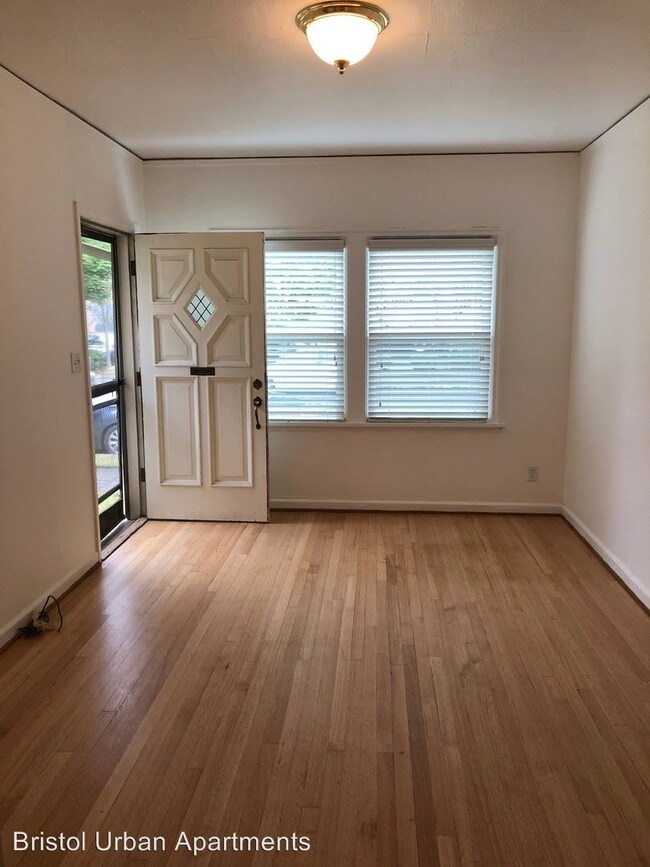 Foto del edificio - 731 NE Schuyler St