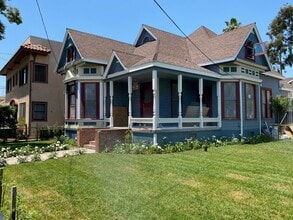 Building Photo - 1301-1303 West
