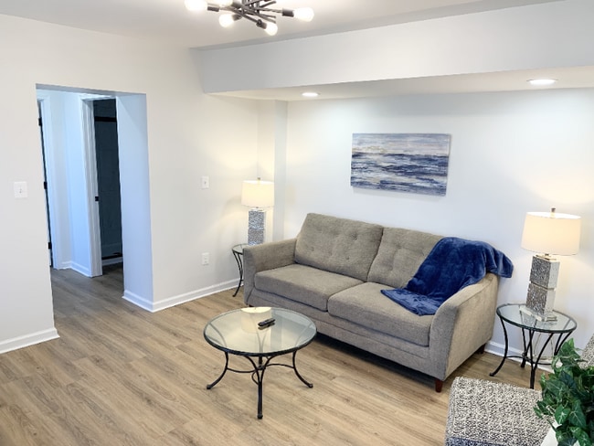 Photo - 1600 S Charles St Apartment